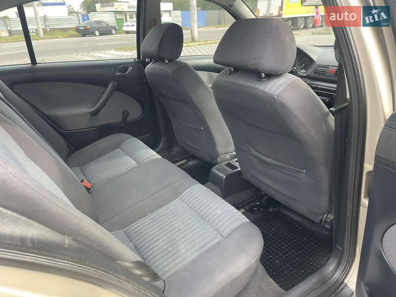 Лифтбек Skoda Octavia 2005 в Полтаве