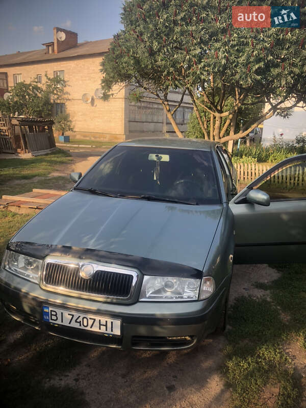 Ліфтбек Skoda Octavia 2001 в Чорнухах