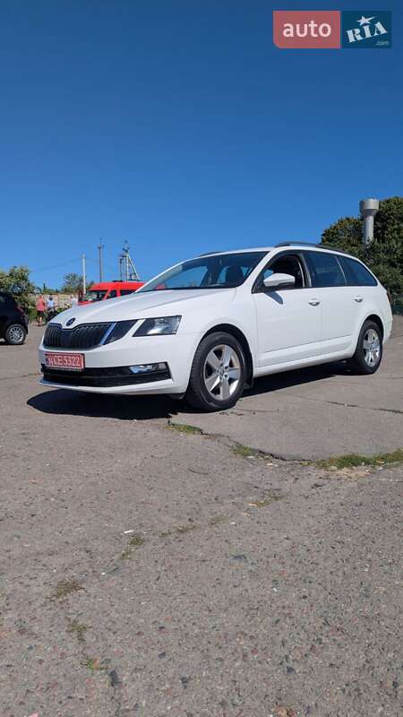 Универсал Skoda Octavia 2018 в Ровно