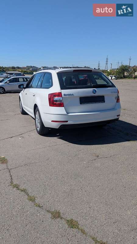 Универсал Skoda Octavia 2018 в Ровно