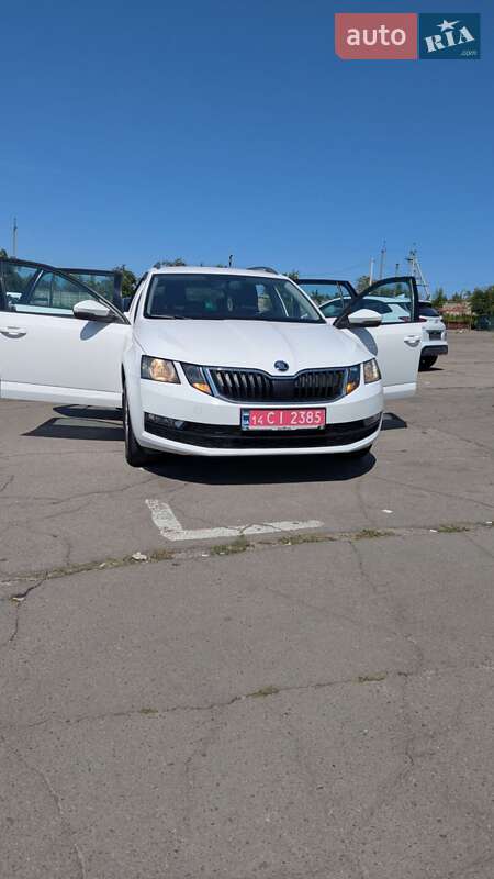 Универсал Skoda Octavia 2018 в Ровно
