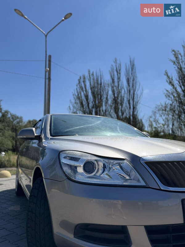 Лифтбек Skoda Octavia 2011 в Кривом Роге фото 5 Лифтбек Skoda Octavia 2011 в Кривом Роге