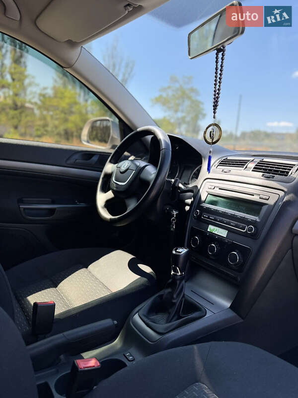Лифтбек Skoda Octavia 2011 в Кривом Роге фото 9 Лифтбек Skoda Octavia 2011 в Кривом Роге