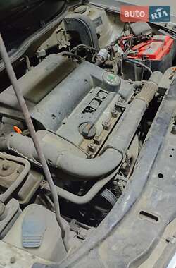 Лифтбек Skoda Octavia 2003 в 