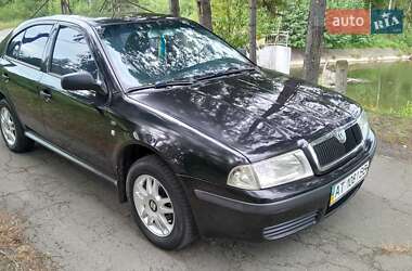 Лифтбек Skoda Octavia 2004 в 