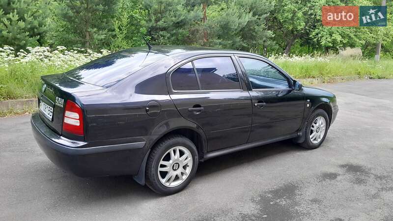 Лифтбек Skoda Octavia 2004 в Калуше