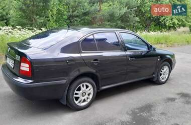 Лифтбек Skoda Octavia 2004 в 