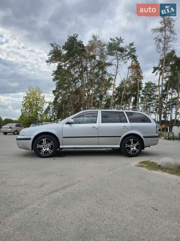 Универсал Skoda Octavia 2001 в Харькове