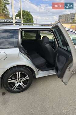 Универсал Skoda Octavia 2001 в 