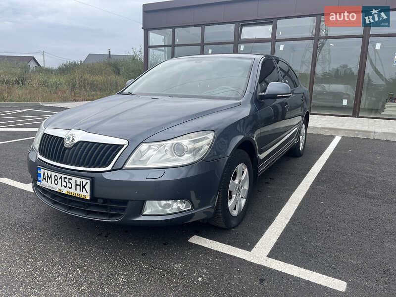 Лифтбек Skoda Octavia 2010 в Житомире
