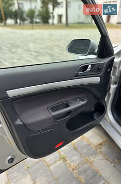 Лифтбек Skoda Octavia 2006 в 