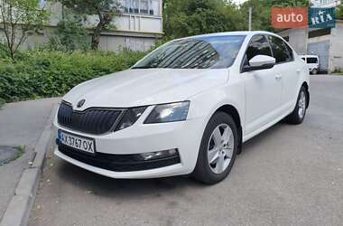 Лифтбек Skoda Octavia 2018 в 