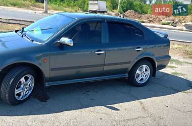 Лифтбек Skoda Octavia 1999 в 