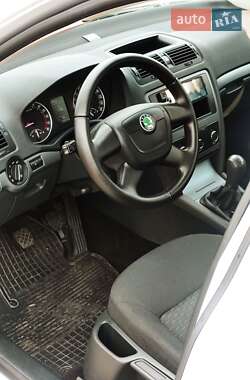Универсал Skoda Octavia 2013 в 