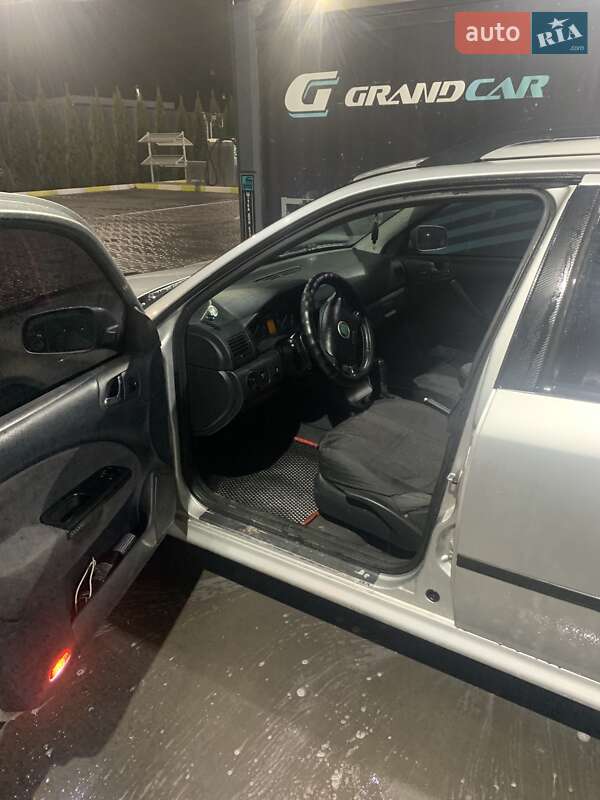 Універсал Skoda Octavia 2004 в Коростені