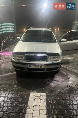Универсал Skoda Octavia 2004 в Коростене
