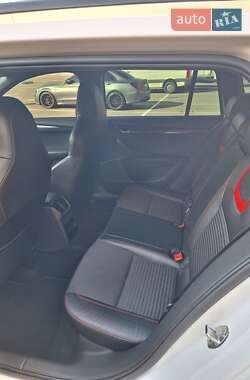 Универсал Skoda Octavia 2016 в 