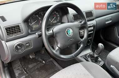 Лифтбек Skoda Octavia 2008 в 