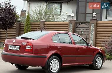 Лифтбек Skoda Octavia 2008 в 