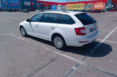 Универсал Skoda Octavia 2014 в Ровно