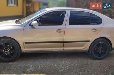 Ліфтбек Skoda Octavia 2004 в  фото 5 Ліфтбек Skoda Octavia 2004 в