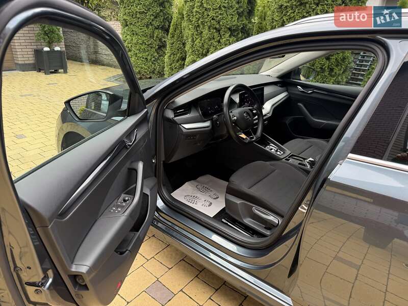 Универсал Skoda Octavia 2021 в Радивилове