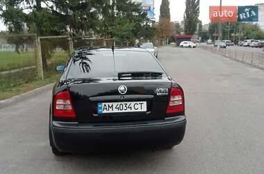 Лифтбек Skoda Octavia 2008 в 