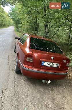 Универсал Skoda Octavia 2002 в 