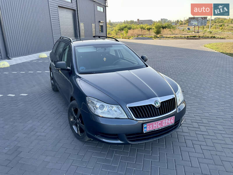 Универсал Skoda Octavia 2011 в Кропивницком