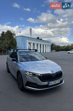 Лифтбек Skoda Octavia 2021 в Ужгороде