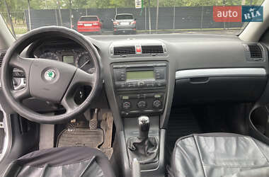 Лифтбек Skoda Octavia 2008 в 