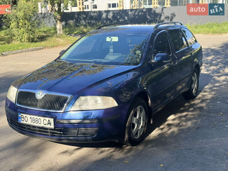 Универсал Skoda Octavia 2007 в Ровно