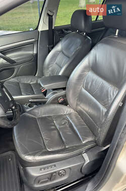 Лифтбек Skoda Octavia 2005 в 