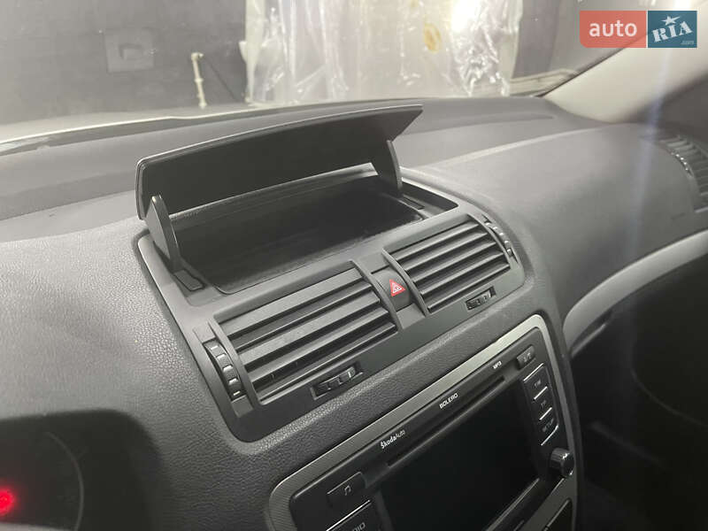 Лифтбек Skoda Octavia 2009 в Николаеве фото 18 Лифтбек Skoda Octavia 2009 в Николаеве