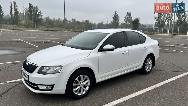 Лифтбек Skoda Octavia 2016 в Кривом Роге