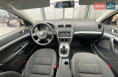 Лифтбек Skoda Octavia 2012 в 