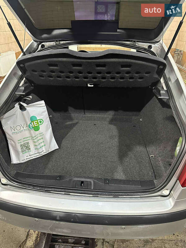 Лифтбек Skoda Octavia 2005 в Александрие фото 6 Лифтбек Skoda Octavia 2005 в Александрие