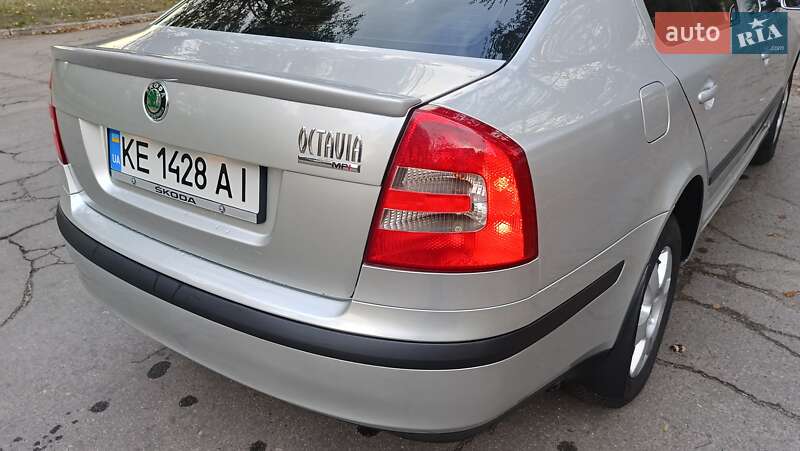 Лифтбек Skoda Octavia 2005 в Каменском