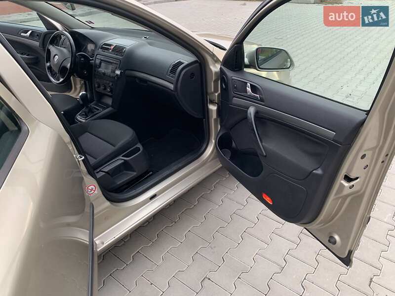 Универсал Skoda Octavia 2006 в Луцке