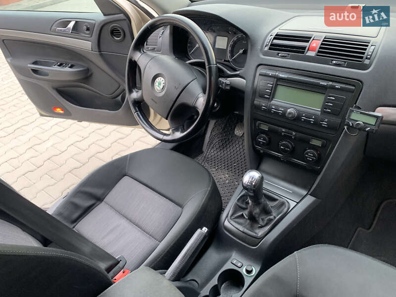 Универсал Skoda Octavia 2006 в Луцке