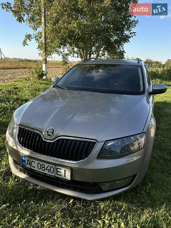 Универсал Skoda Octavia 2014 в Нововолынске