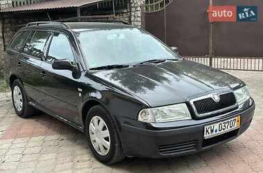 Универсал Skoda Octavia 2004 в 