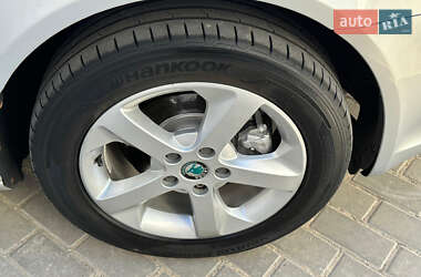 Универсал Skoda Octavia 2011 в 