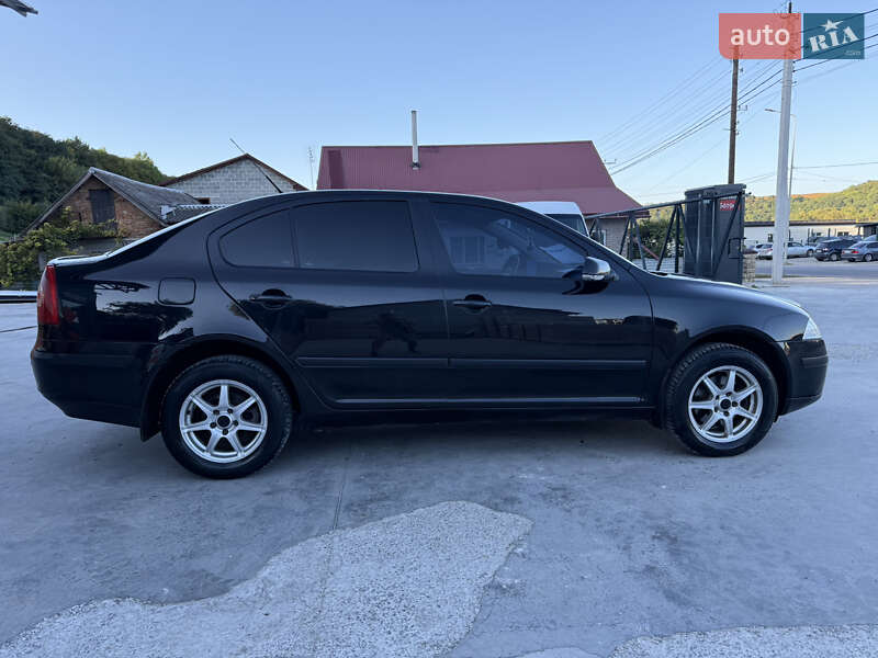 Лифтбек Skoda Octavia 2008 в Теребовле