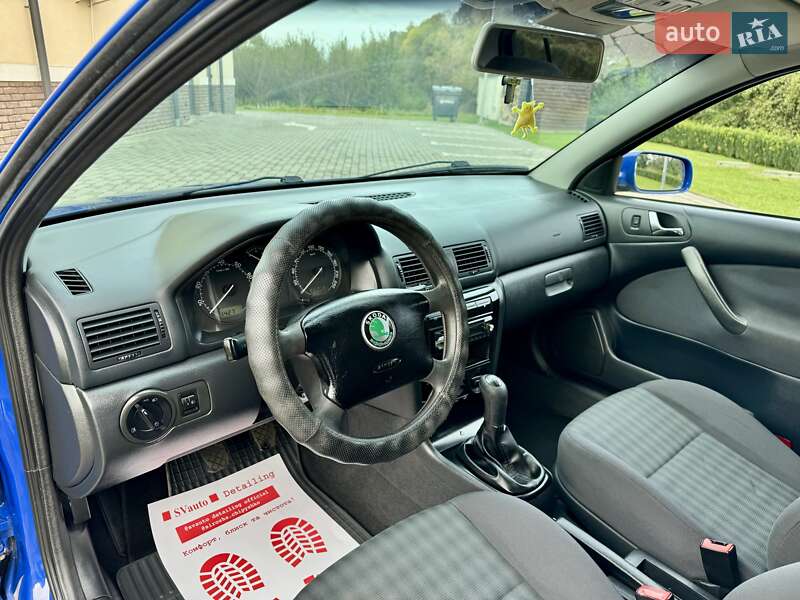 Лифтбек Skoda Octavia 2004 в Черновцах