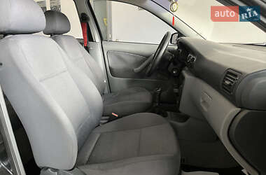 Лифтбек Skoda Octavia 2004 в 