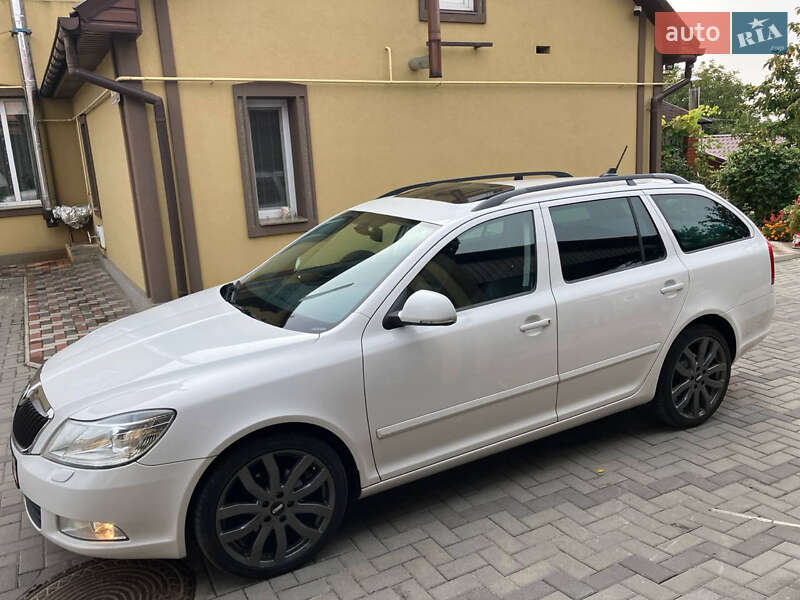 Универсал Skoda Octavia 2012 в Богуславе