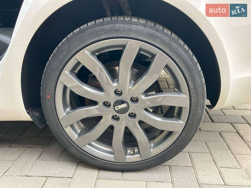 Универсал Skoda Octavia 2012 в Богуславе