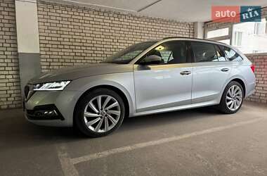 Универсал Skoda Octavia 2020 в 