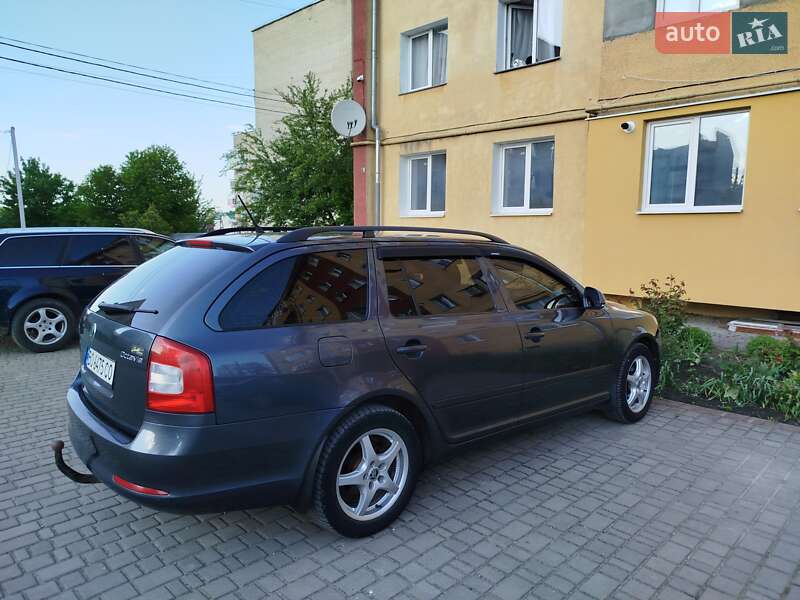 Универсал Skoda Octavia 2012 в Шумске